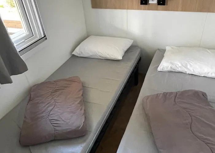 Mobil Récent En 5 étoiles Sur La Côte De Normandie 1400 M *